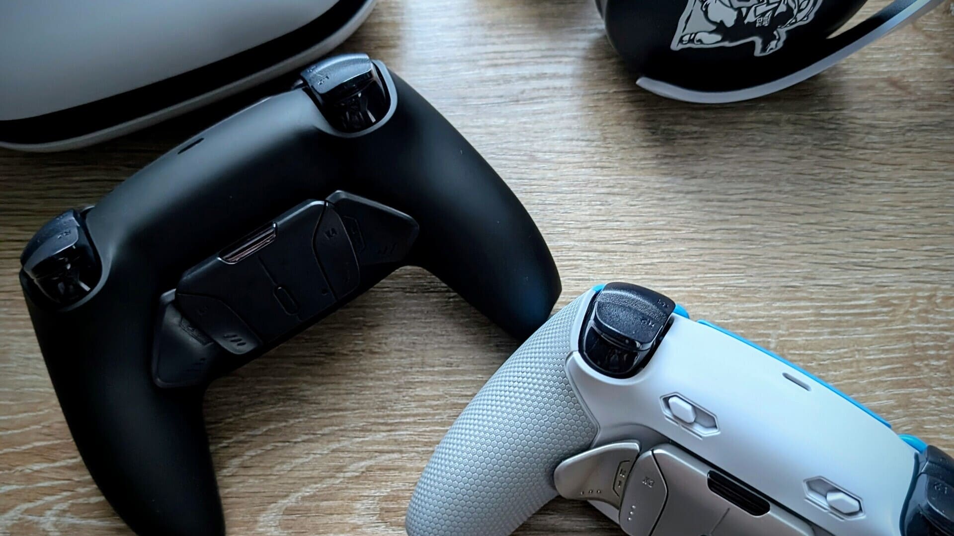 Ремонт ігрових приставок PS5, PS4, Xbox в Києві Teleremont Console Service